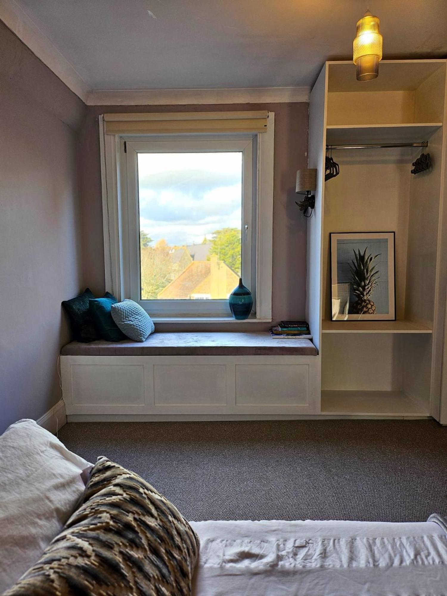 Seaview 2 Bedroom Apartment 리틀햄튼 외부 사진